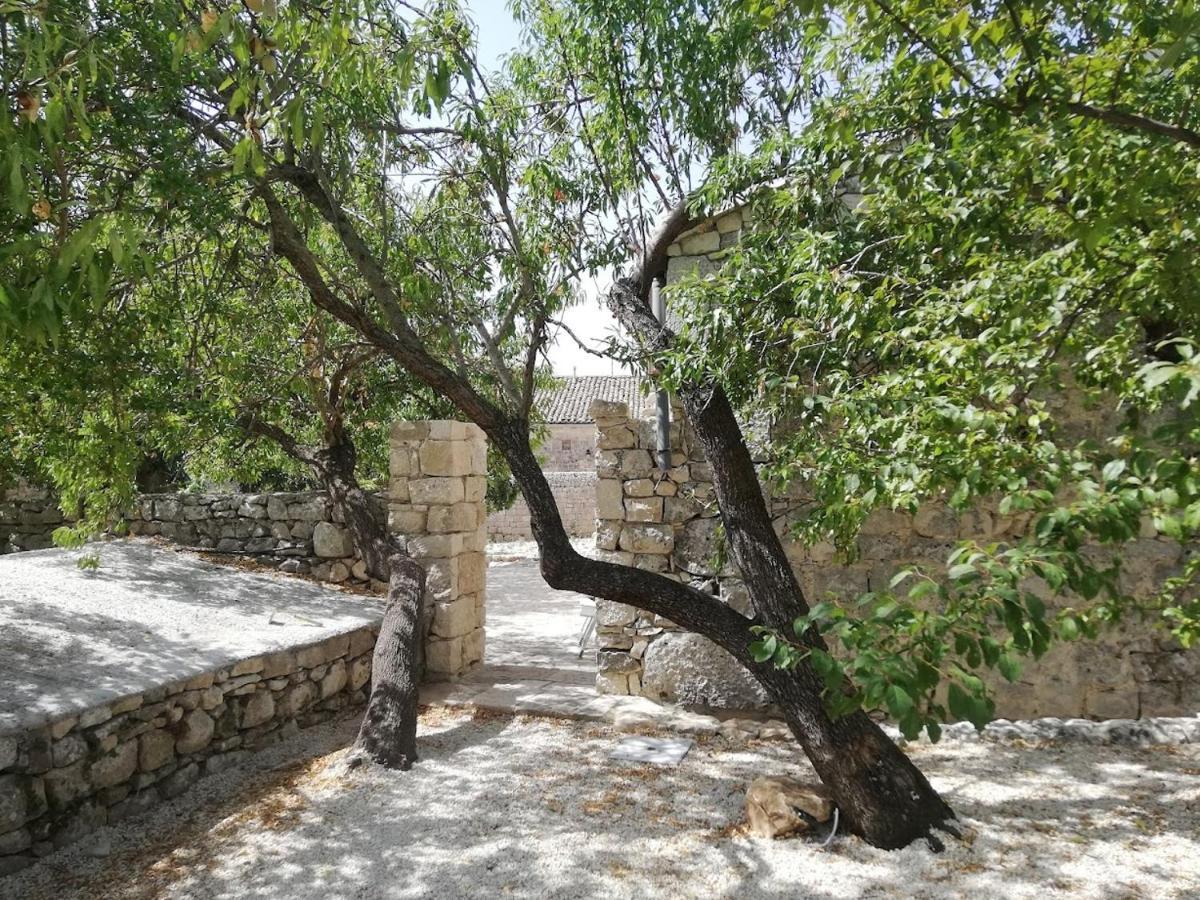 Agriturismo Fondo Paliemmu Modica Exteriér fotografie