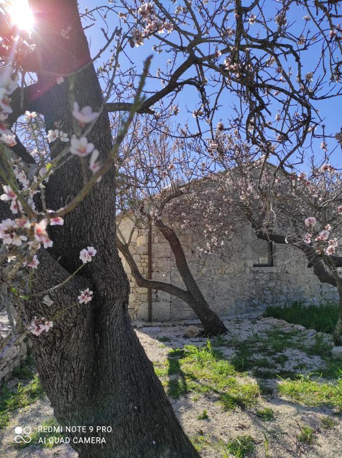 Agriturismo Fondo Paliemmu Modica Exteriér fotografie